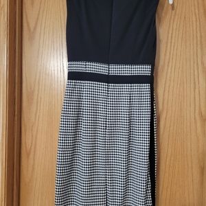 Size 00, White House Black Market business dress